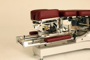 HYLO Model 440 THOMPSON Table