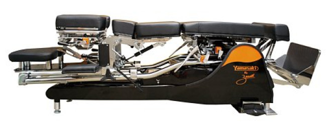 HYLO Model 230-Y YAMASAKI VitalReact Treatment Instrument